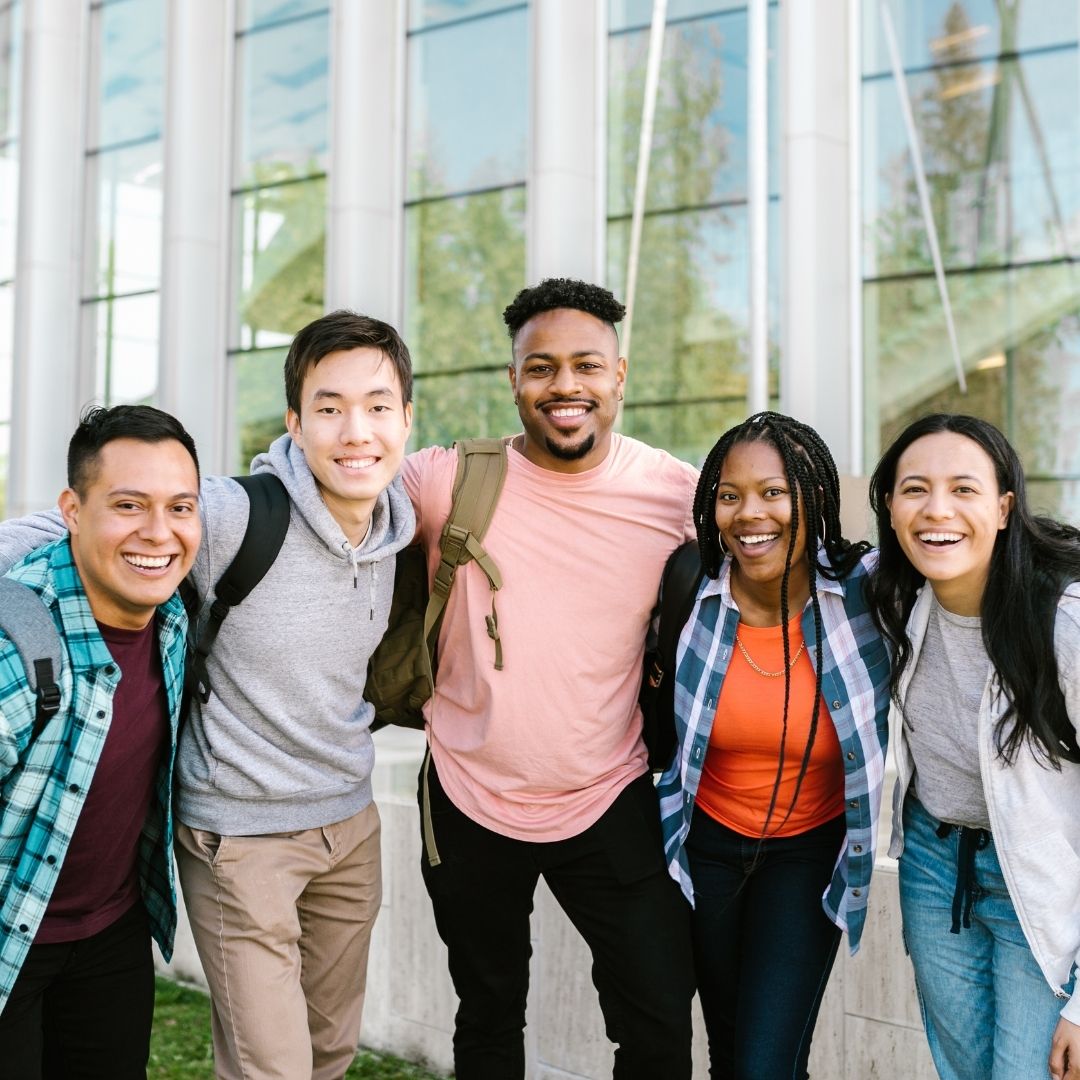 Supply chain management tutor providing academic guidance to a UK university student